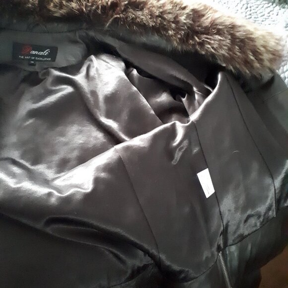 Lambskin Bomber Jacket with Genuine fur collar and fur inside cuffs - Sz. 10 - Picture 7 of 8